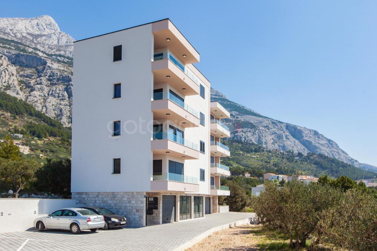 Luxury Apartment Sofia -Free Beach Parking Makarska Exterior foto